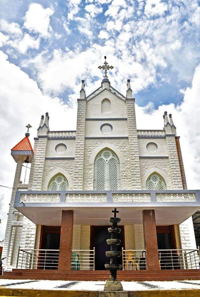 Kulathoopuzha-st.-George.jpg
